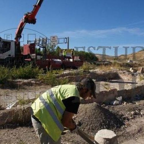 Desmontaje   desplazamiento de restos arqueológicos, Medinaceli, Soria. 2